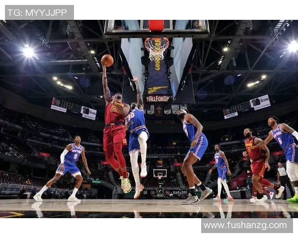 热火与尼克斯的激烈对决谁能在季后赛中笑到最后分析双方实力与战术布局